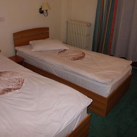 Hotel Bucegi Portile Regatului Pârâul Rece Pokój zdjęcie