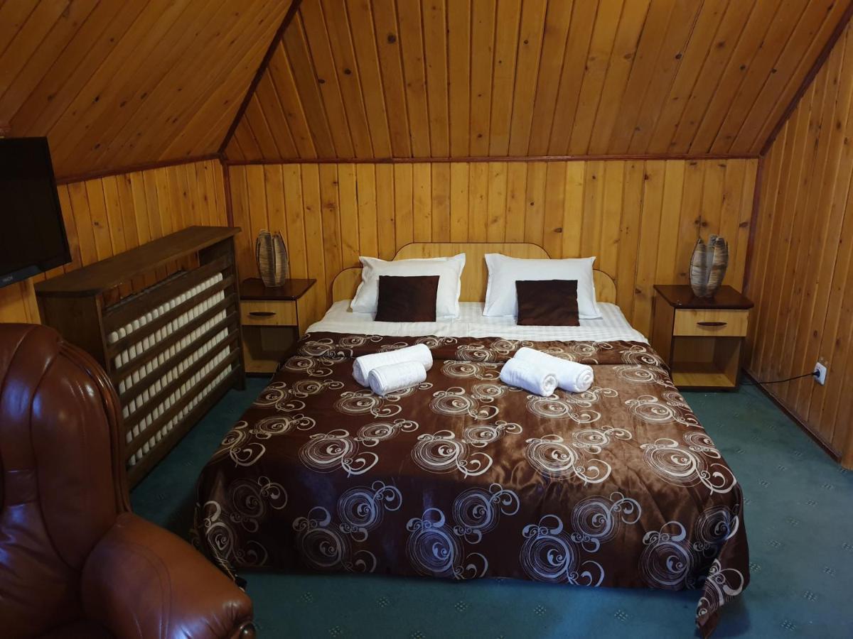Hotel Bucegi Portile Regatului Pârâul Rece Zewnętrze zdjęcie