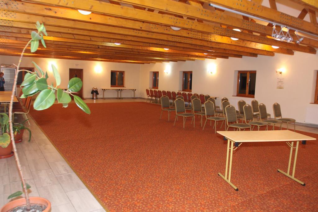 Hotel Bucegi Portile Regatului Pârâul Rece Zewnętrze zdjęcie