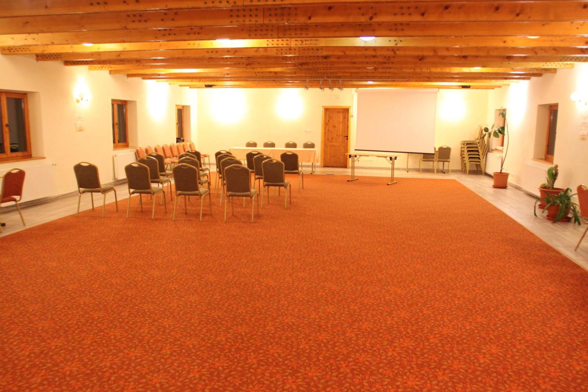 Hotel Bucegi Portile Regatului Pârâul Rece Zewnętrze zdjęcie