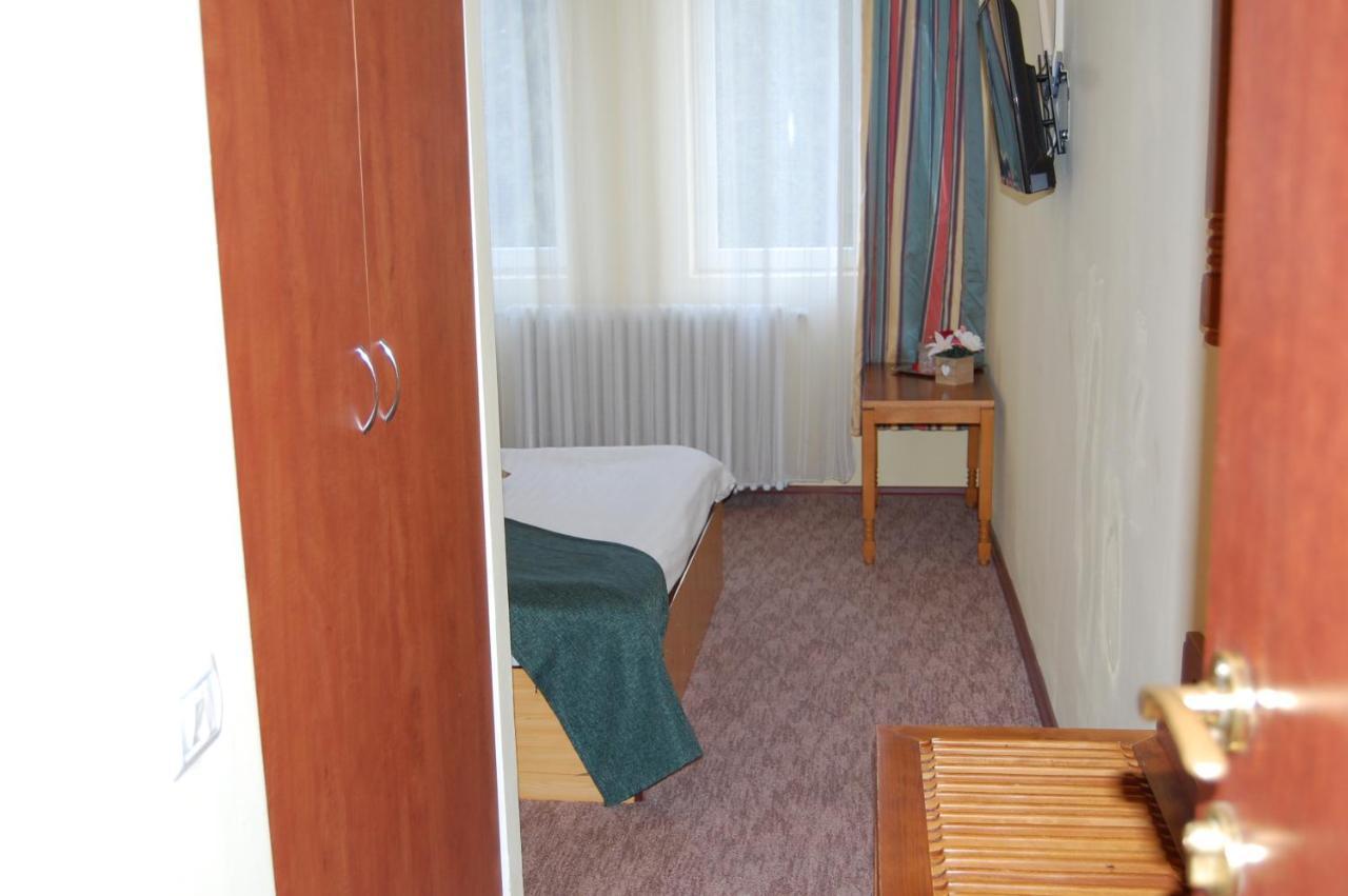 Hotel Bucegi Portile Regatului Pârâul Rece Zewnętrze zdjęcie